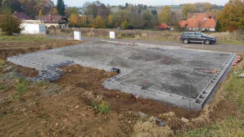 Ztracené bednění a štěrkový podsyp